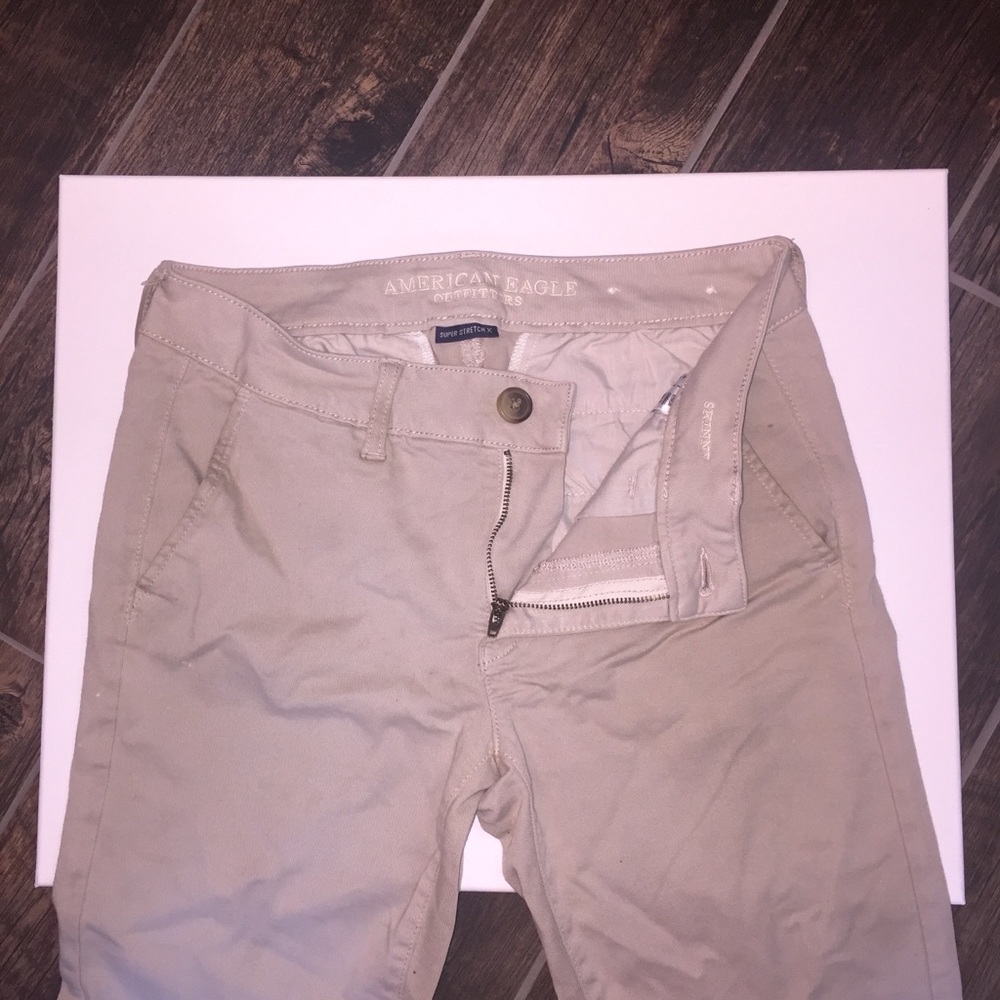 american eagle tan kakis jeans
